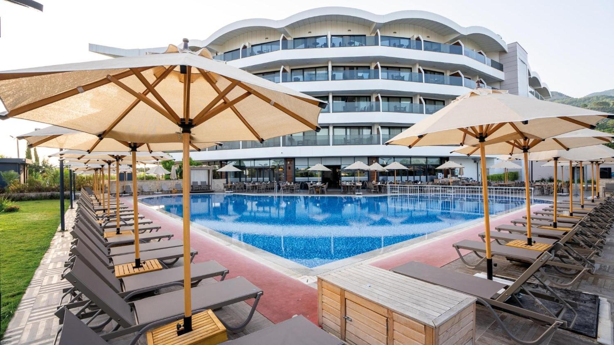 Seven For Life Thermal Hotel Кушадасъ Екстериор снимка