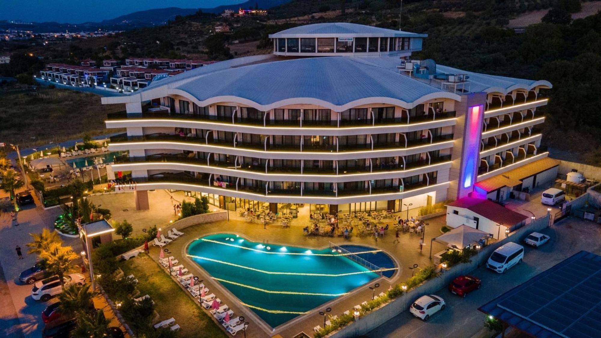 Seven For Life Thermal Hotel Кушадасъ Екстериор снимка